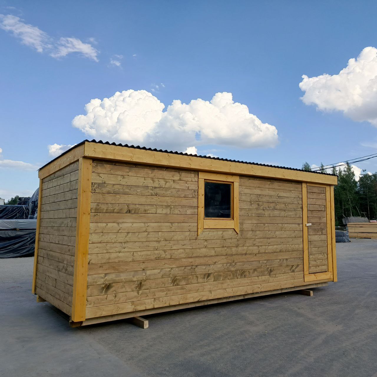 Бытовка №3 2,3х5,8м (с внутр.отделкой, с утеплением) Бытовка №3 2,3х5,8м (с внутр.отделкой, с утеплением)