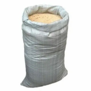 Опилки в мешках