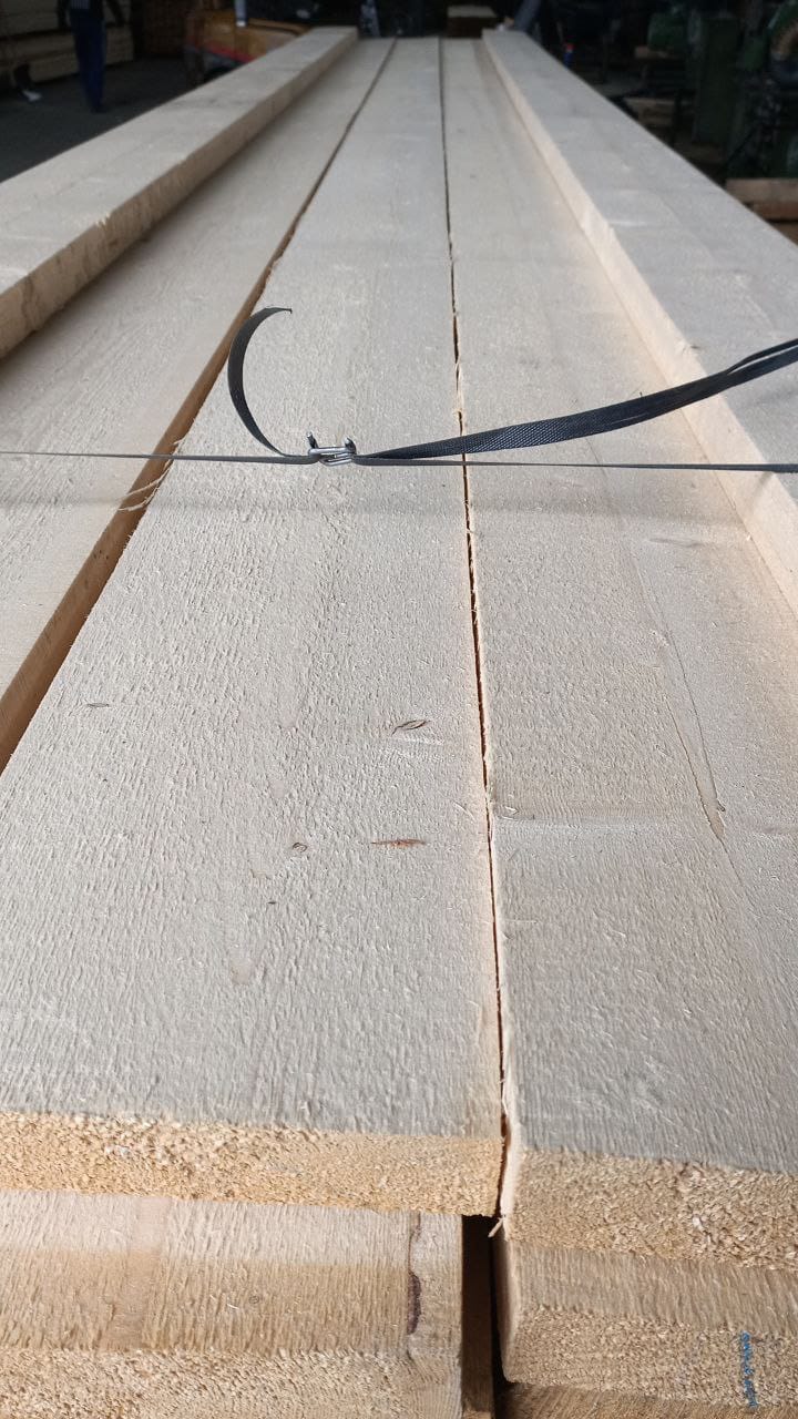 Доска сухая сосна/ель 50х200х6000мм 1-2 сорт