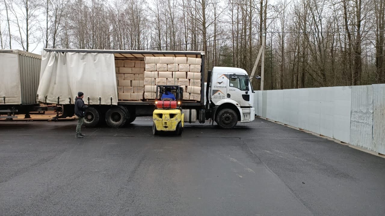 Стружка сухая в брикетах 450х350х600мм